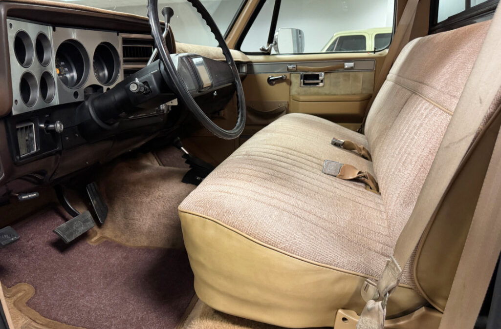 1987 Chevrolet V10 (7)