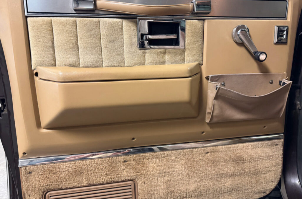 1987 Chevrolet V10 (9)