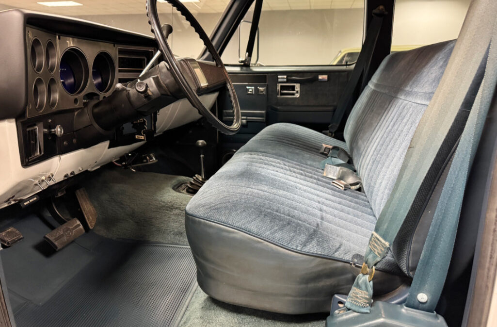 1989 Chevrolet 3500 Crew Cab Dually (7)
