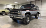 1989 Chevrolet K5 Blazer (1)