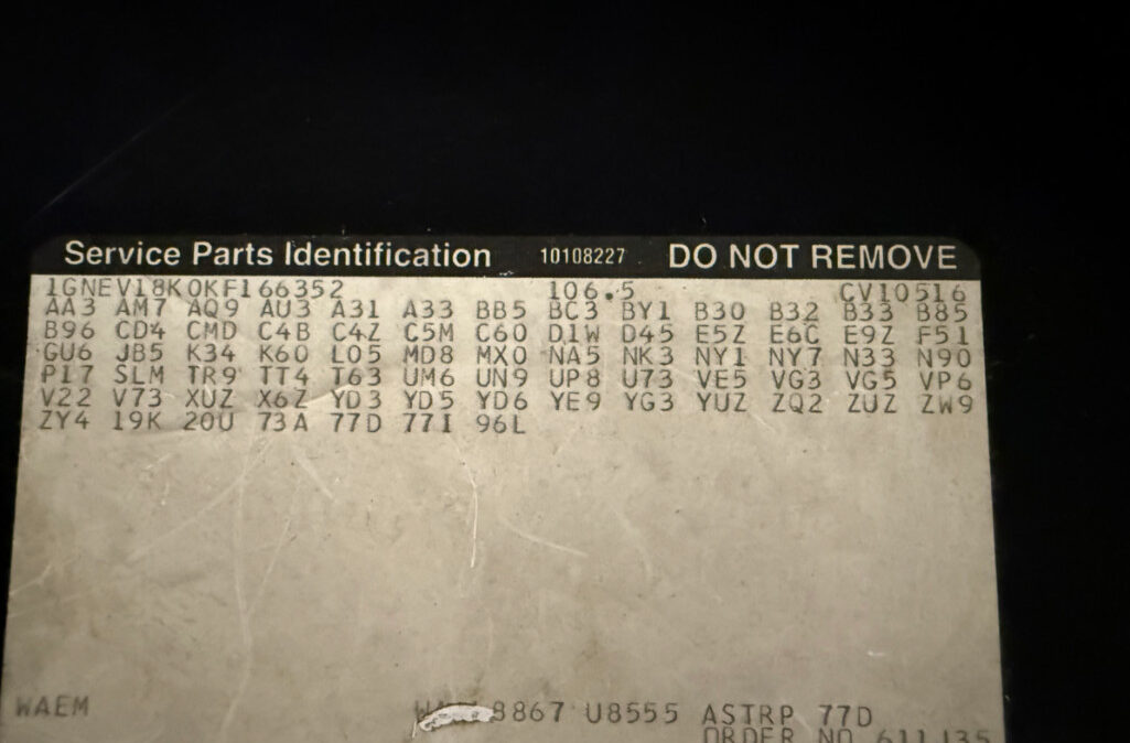 1989 Chevrolet K5 Blazer (24)