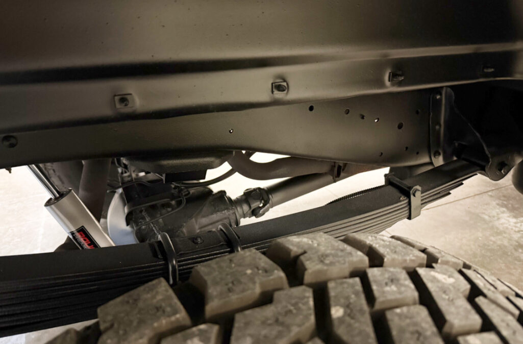 1977 Chevrolet K30 (17)