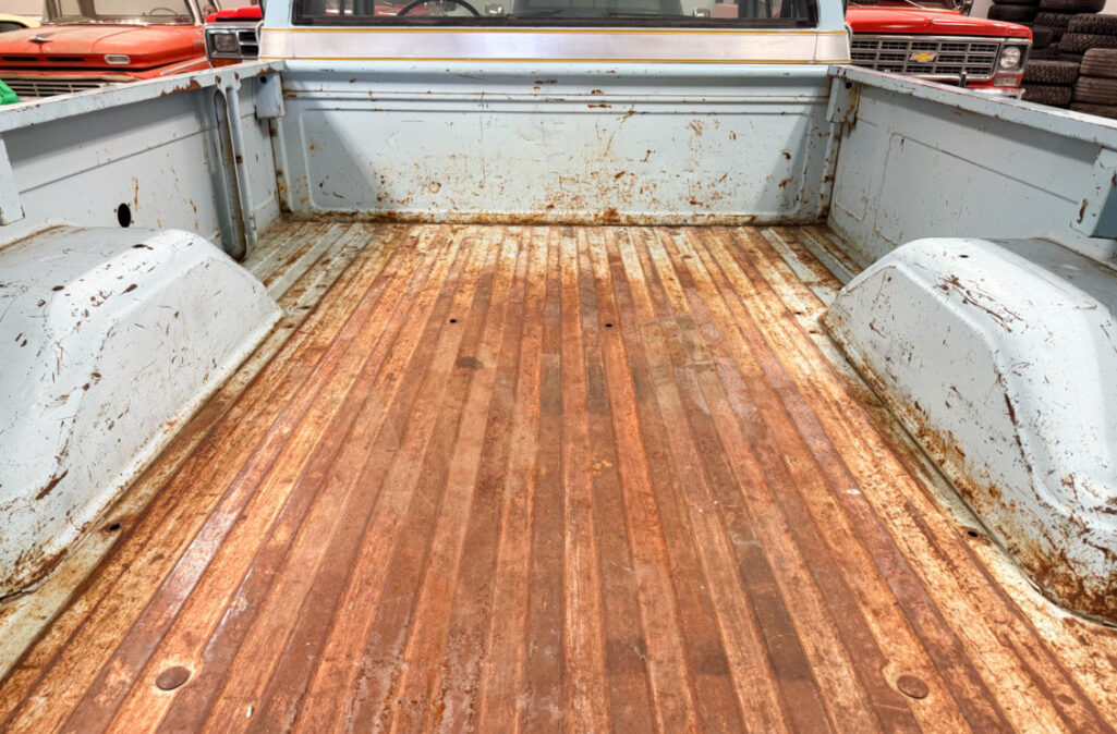 1977 Chevrolet K30 (9)