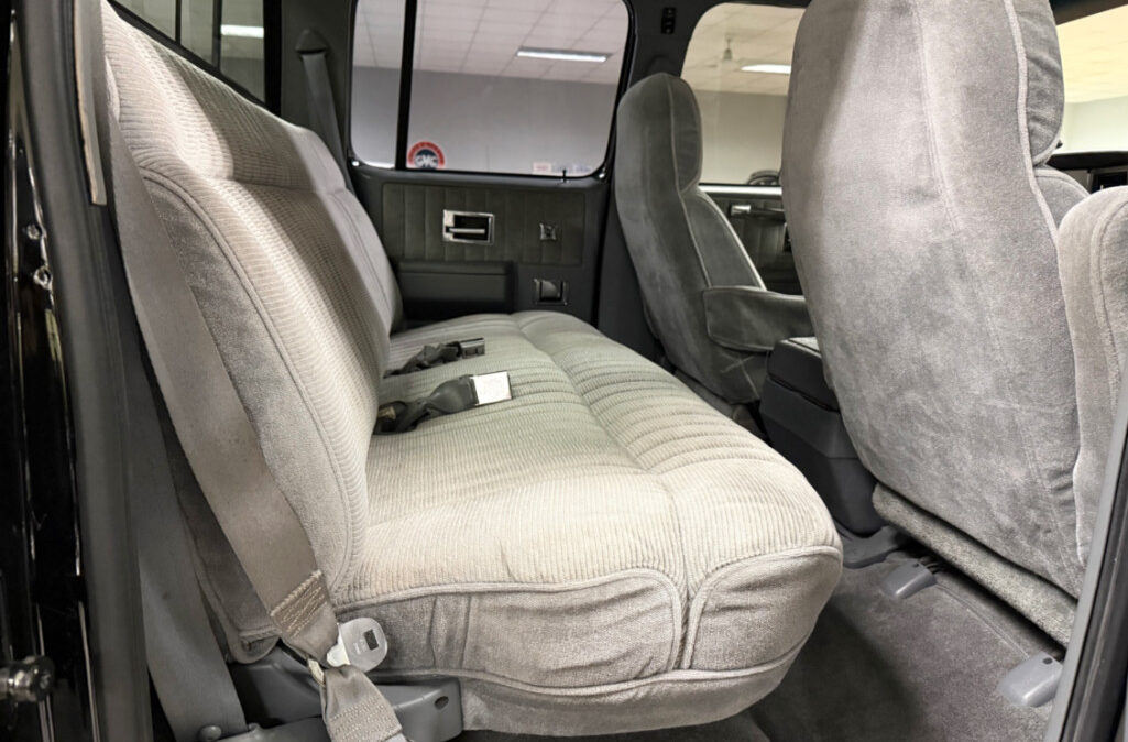 1991 Chevrolet V3500 Crew Cab (12)
