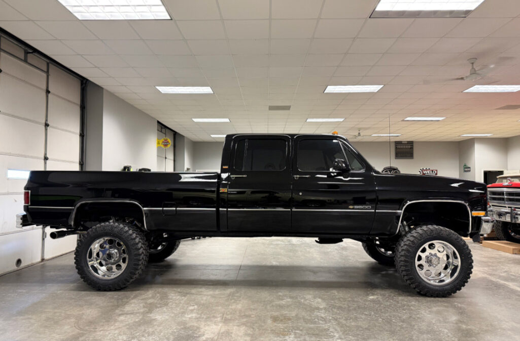 1991 Chevrolet V3500 Crew Cab (5)