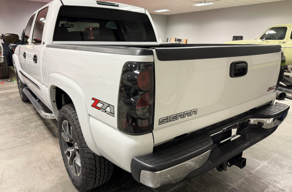 2006 GMC 1500 Crew Cab (3)