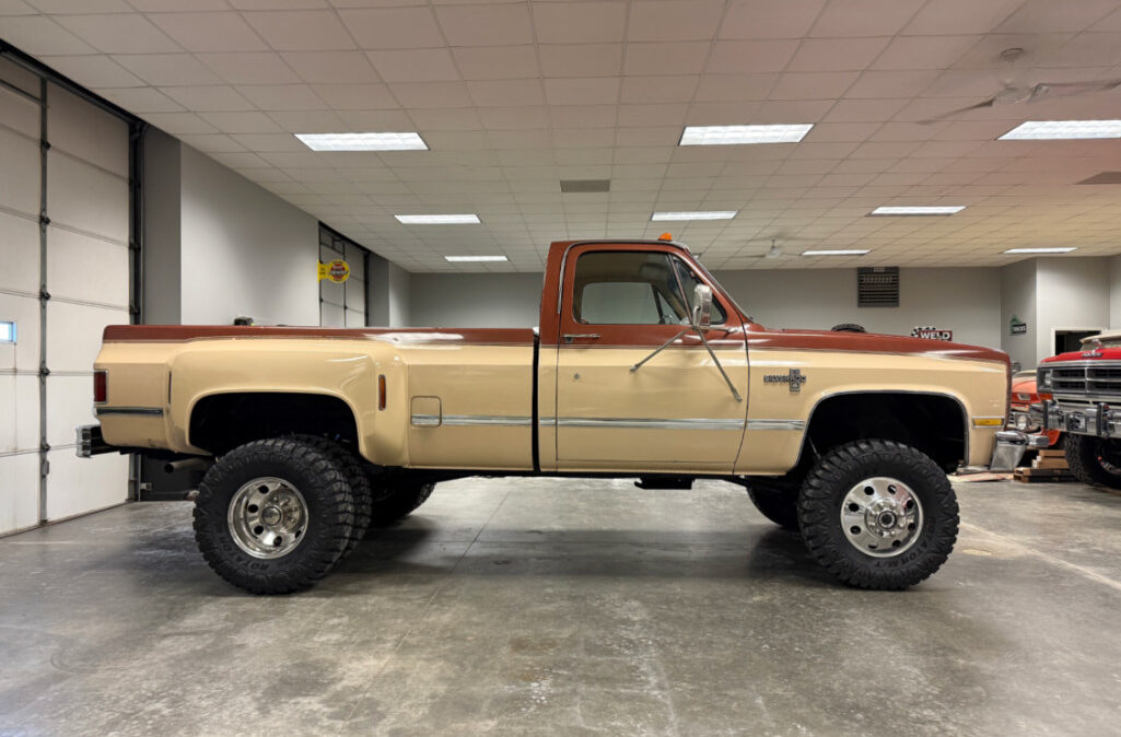 1986 Chevy K30 Dually (5)